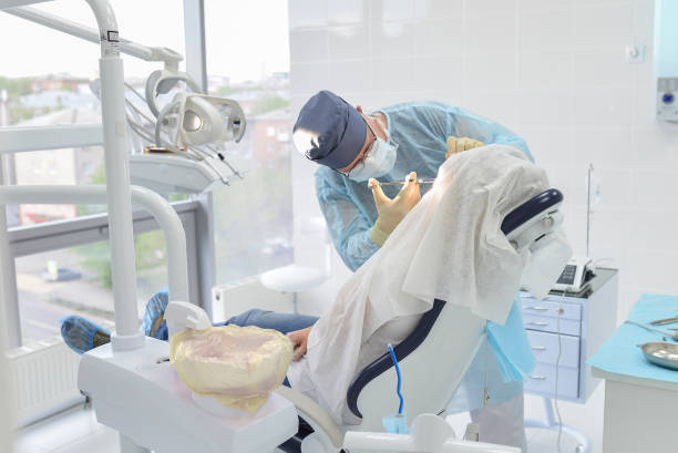 Best Broken Tooth Emergency  in Oildale, CA